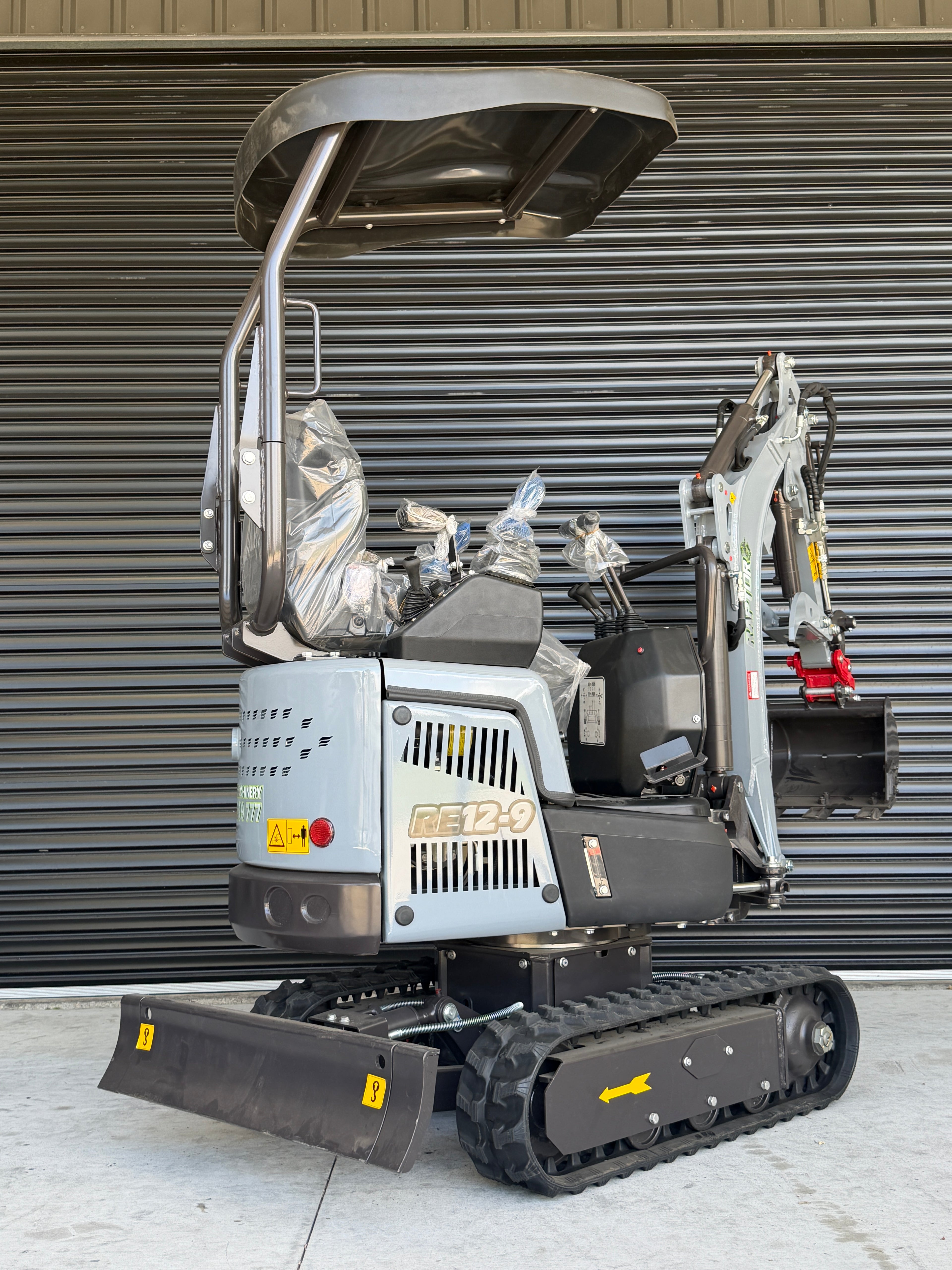 Raptor RE12-9 Mini Excavator