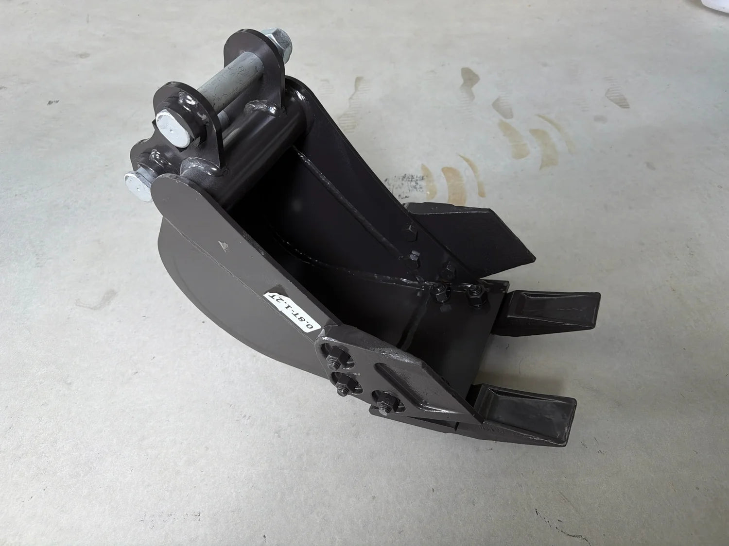 Mini Excavator Attachment - 25mm Pin - 200mm Trenching Bucket