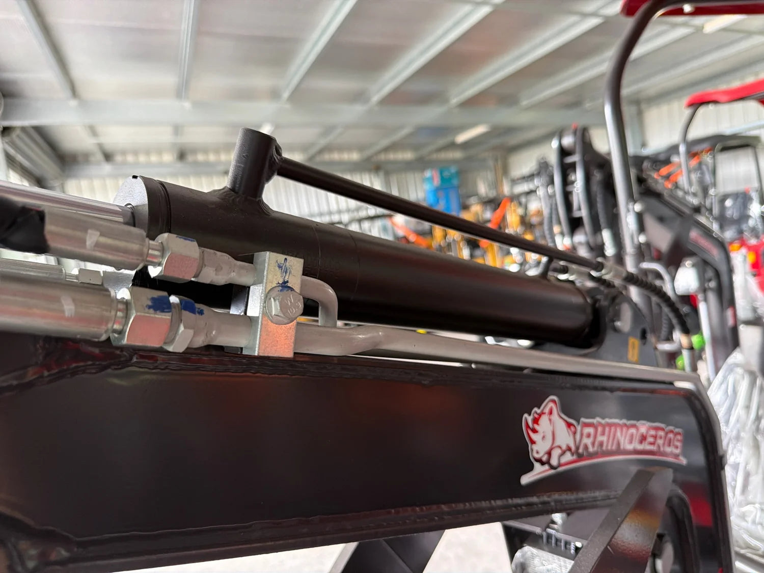 Rhinoceros / Raptor 25mm Pin Stick Hydraulic Cylinder