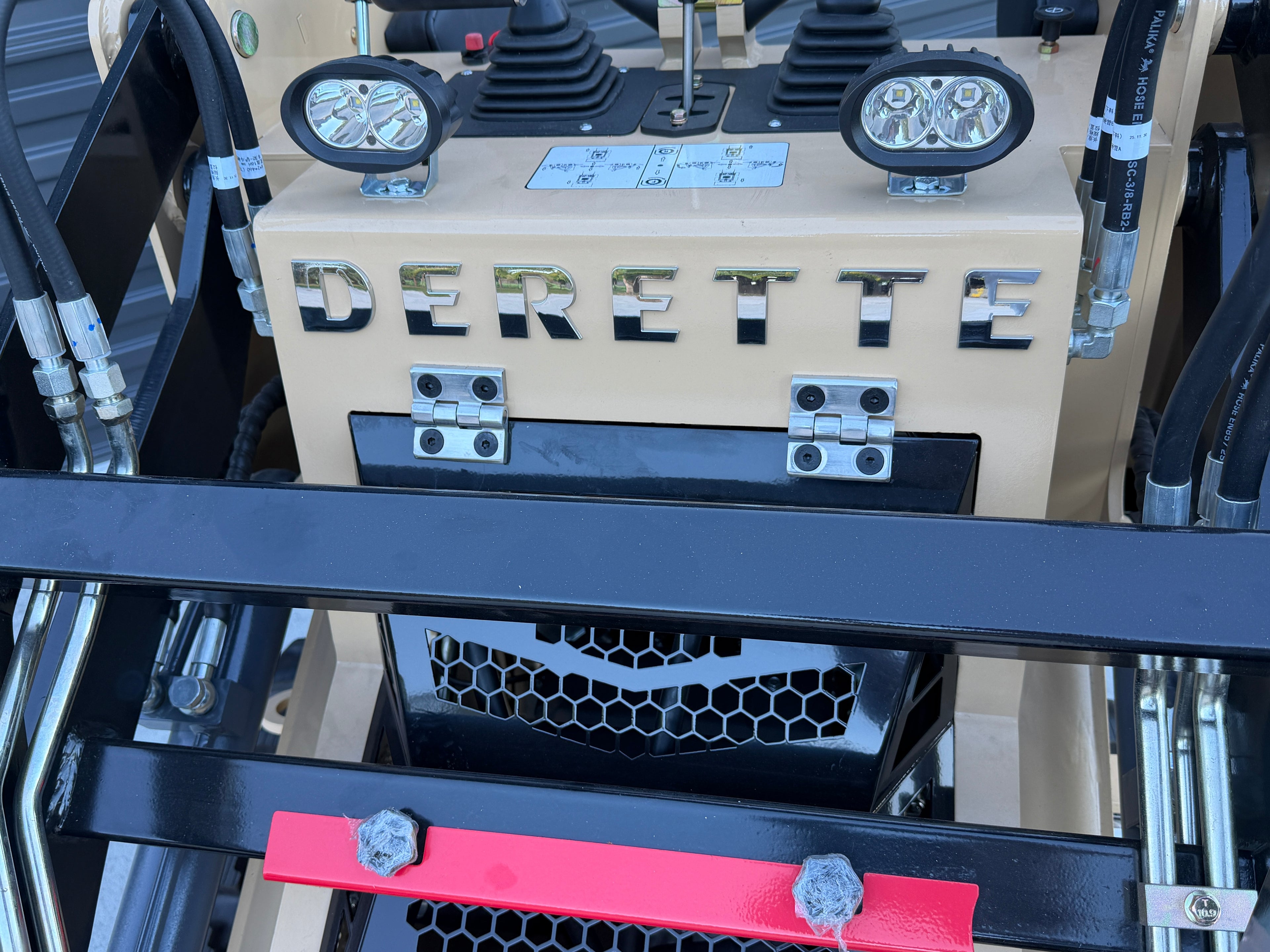 Derette DRT 450TZ Track Loader