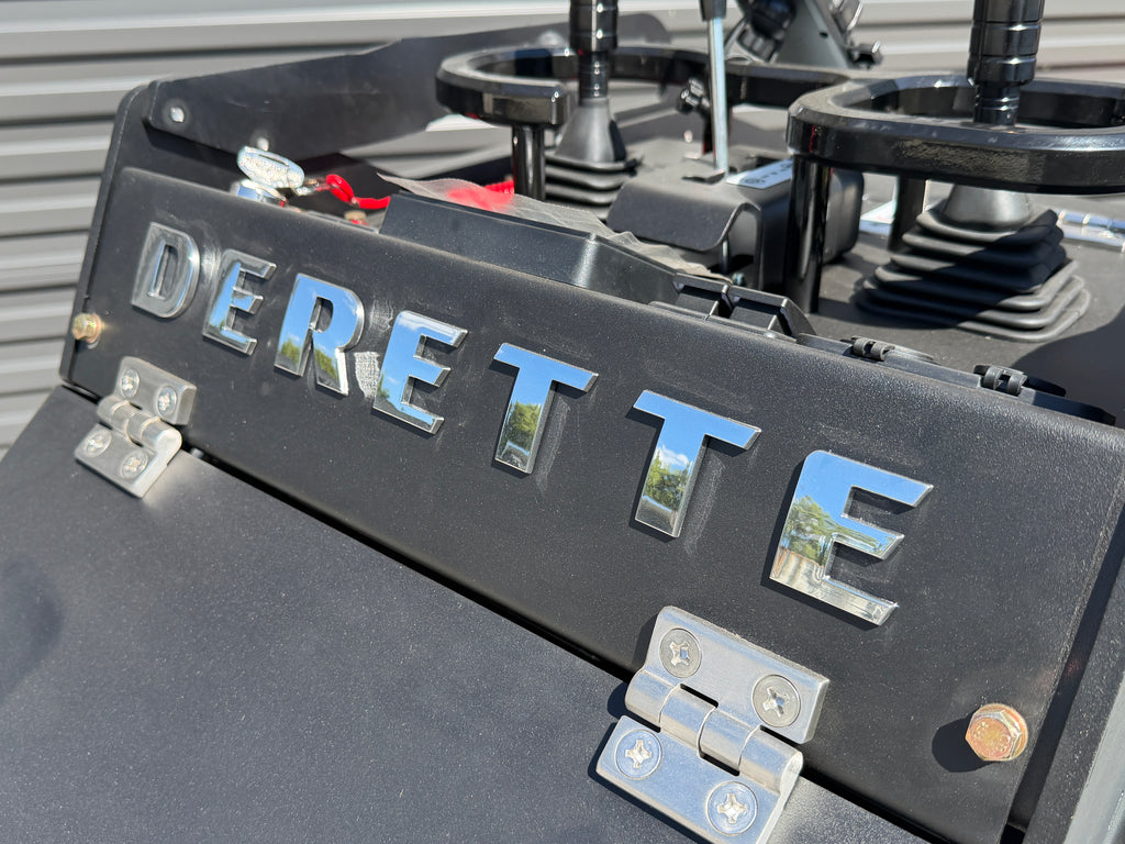 Derette XC1100K Track Loader