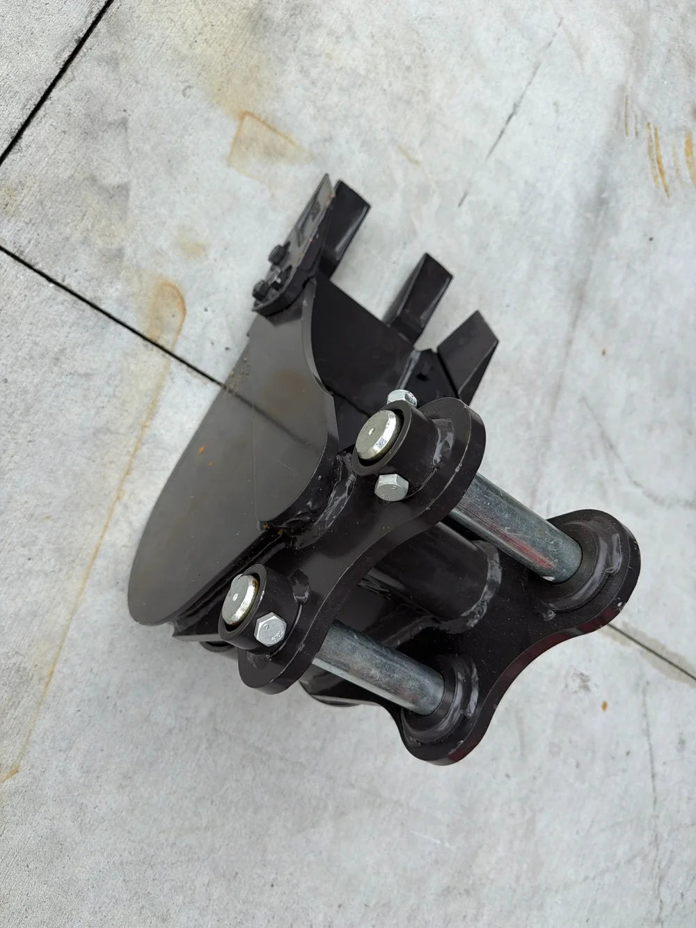 Mini Excavator Attachment - 30mm Pin - 200mm Trenching Bucket