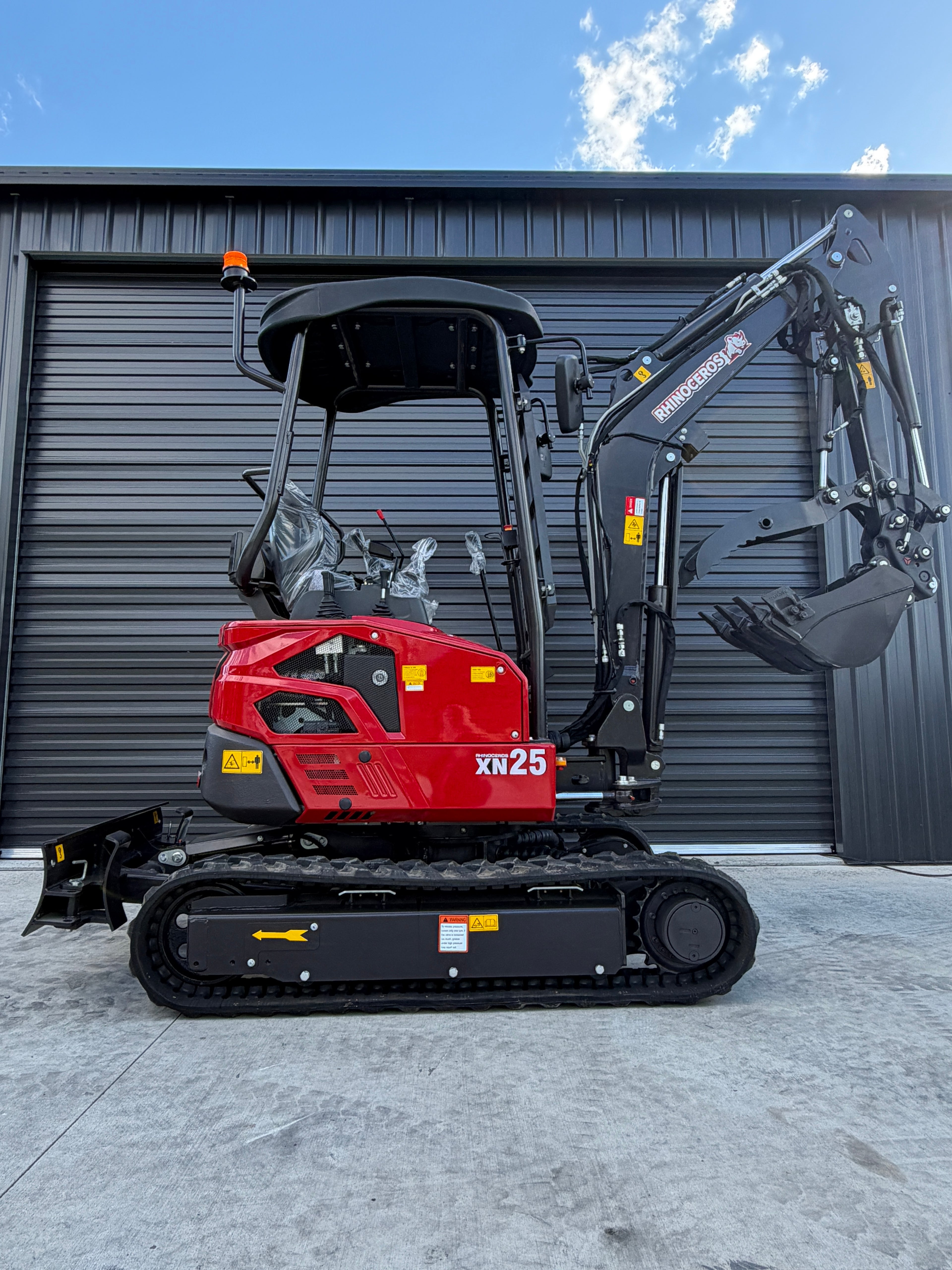 Rhinoceros XN25SE Mini Excavator