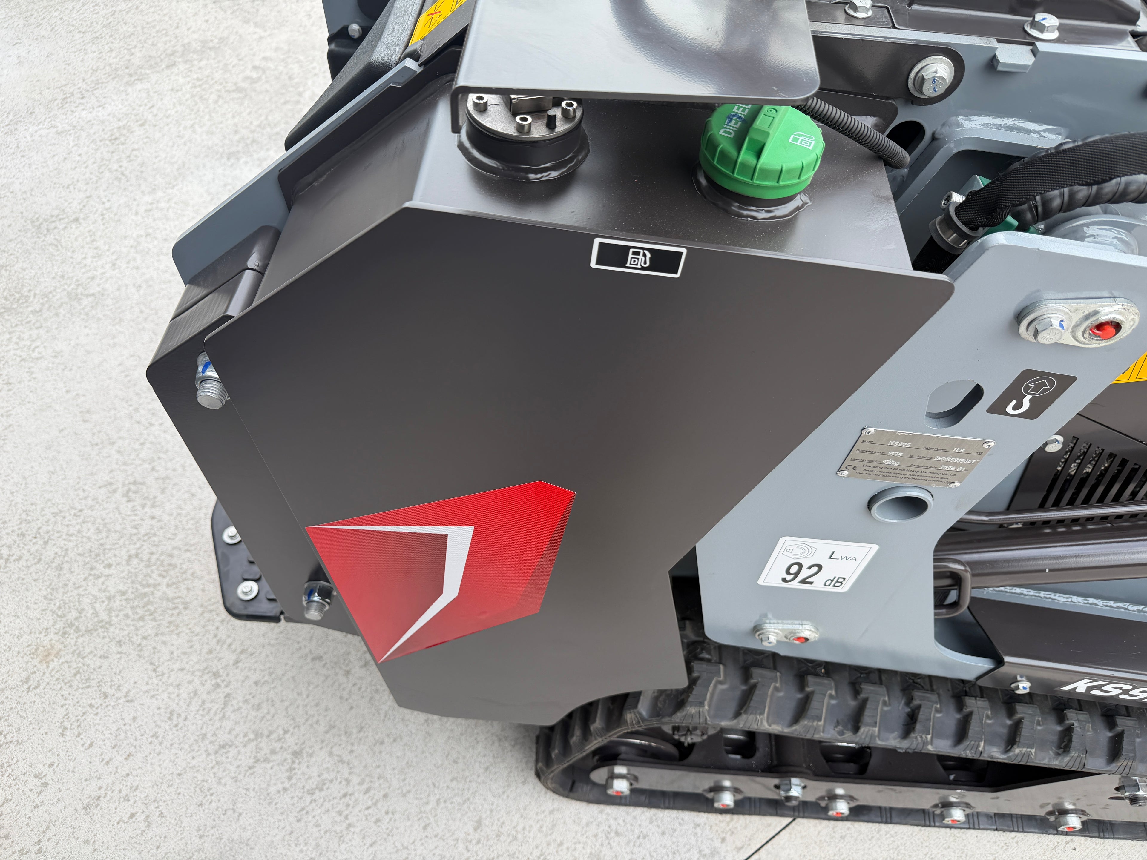 Rhinoceros KS925TK Track Loader