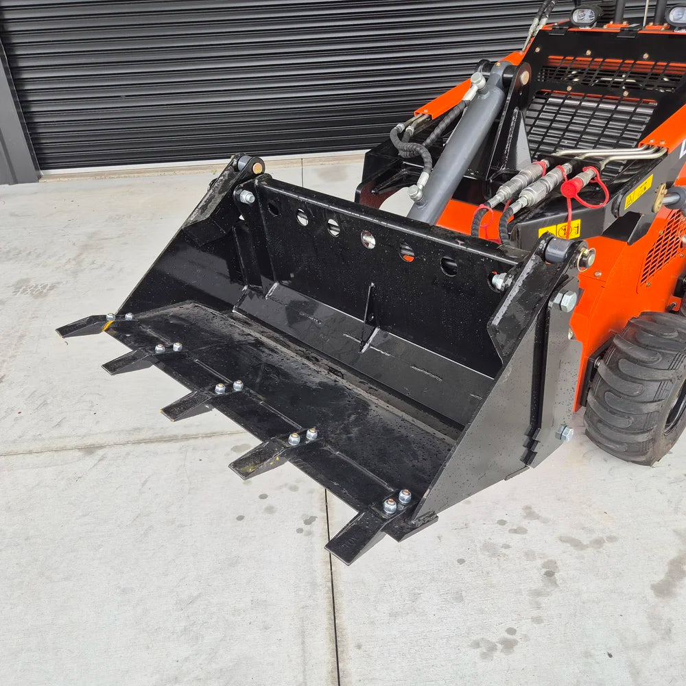 Mini Skid Attachment - 4-in-1 Bucket c/w Bucket Teeth