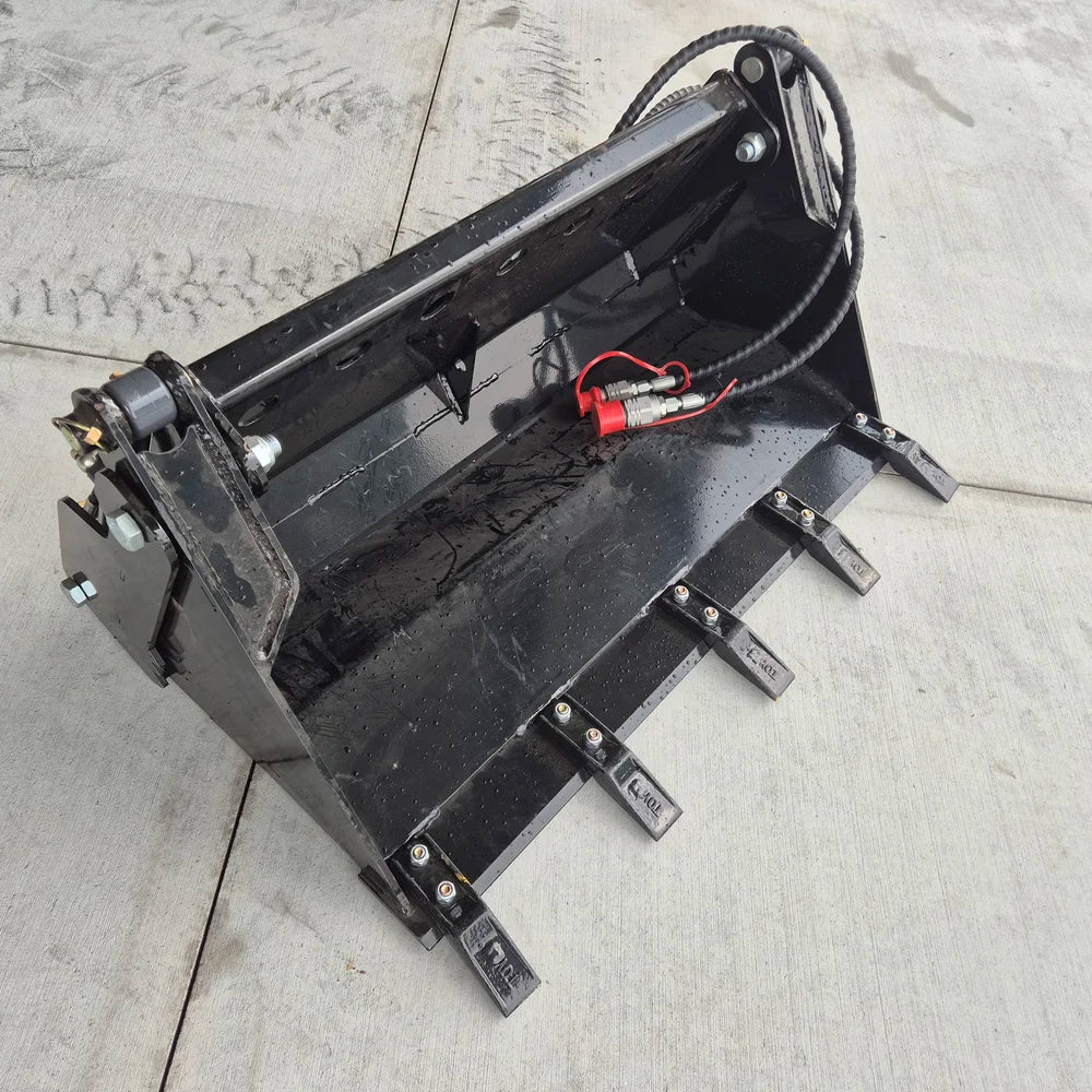 Mini Skid Attachment - 4-in-1 Bucket c/w Bucket Teeth