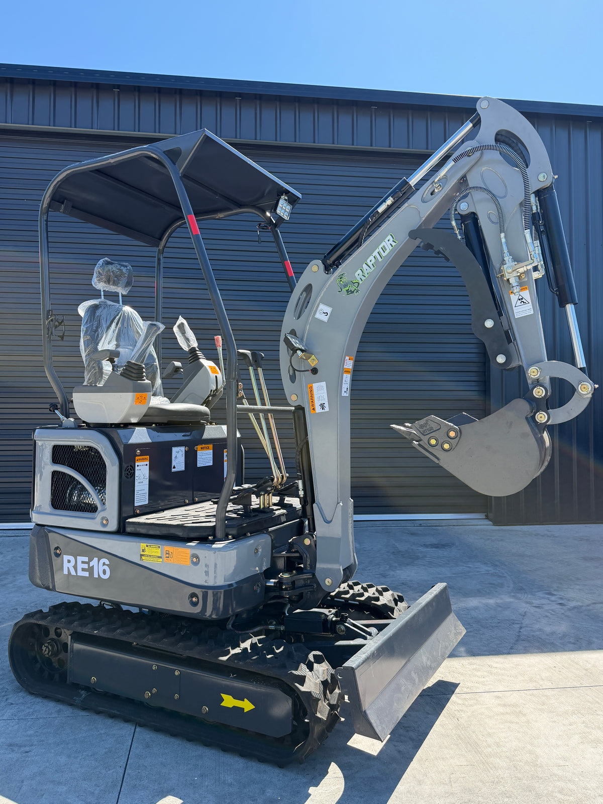 Raptor RE16 Mini Excavator