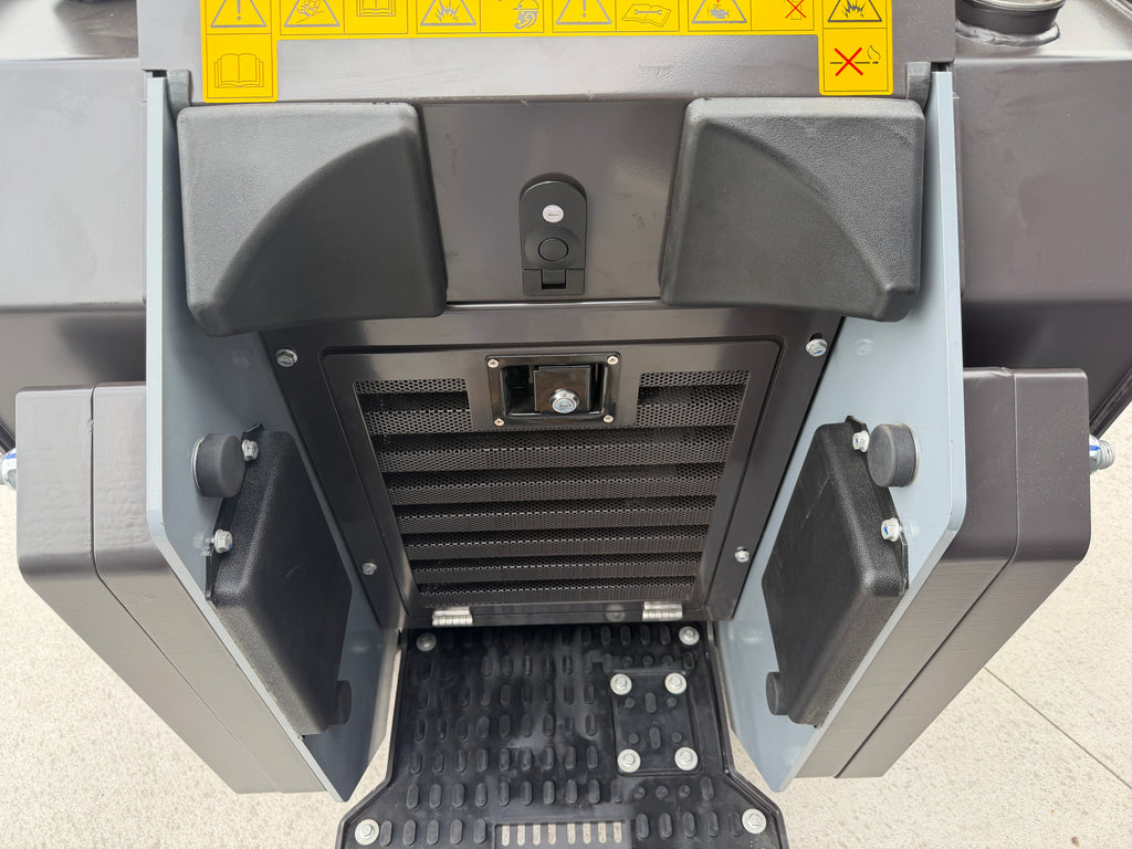 Rhinoceros KS925TK Track Loader