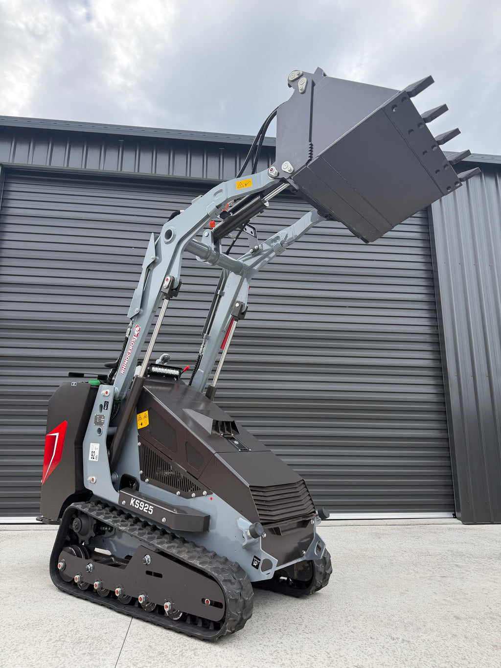 Rhinoceros KS925TK Track Loader