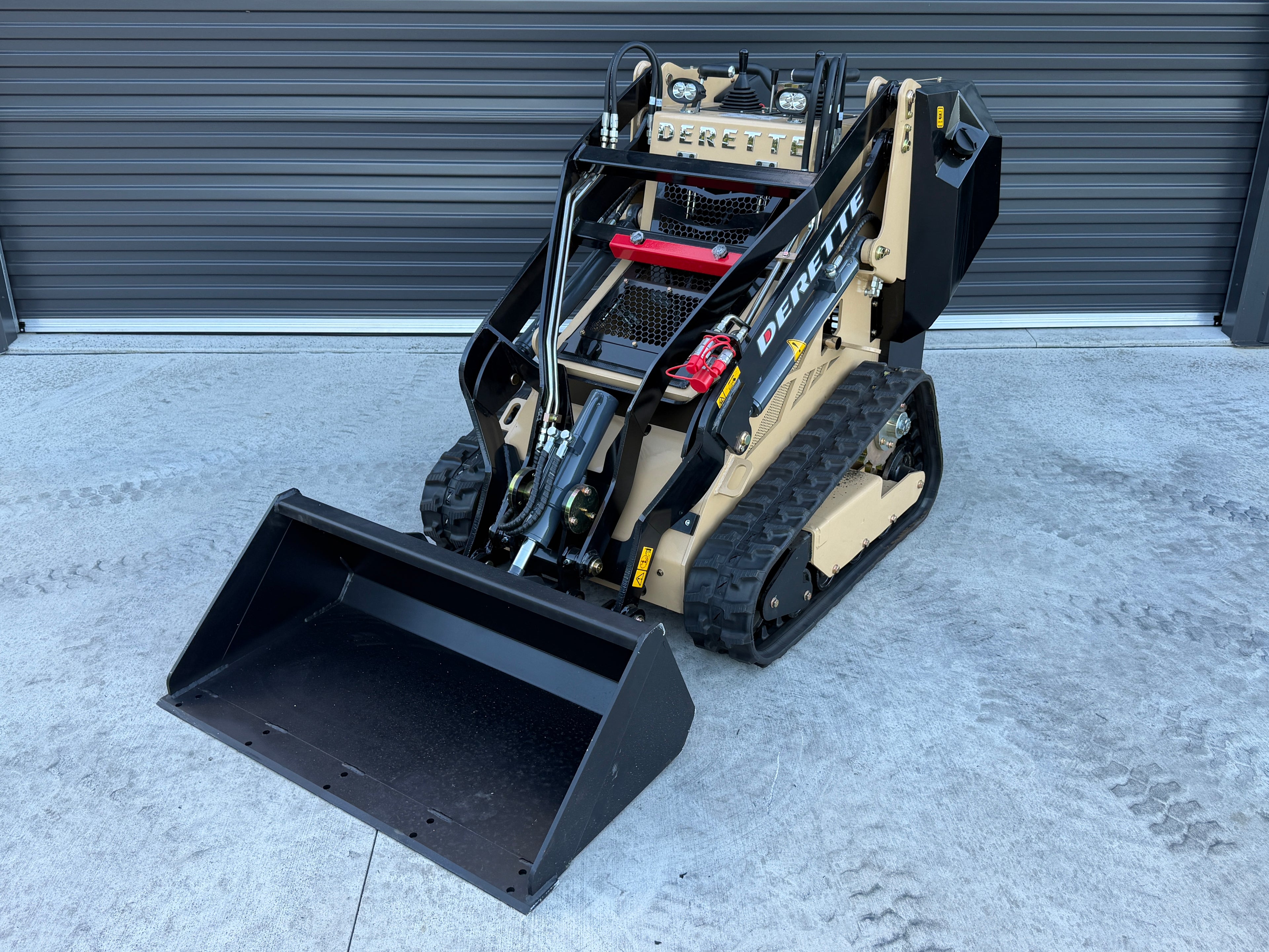 Derette DRT 450TZ Track Loader