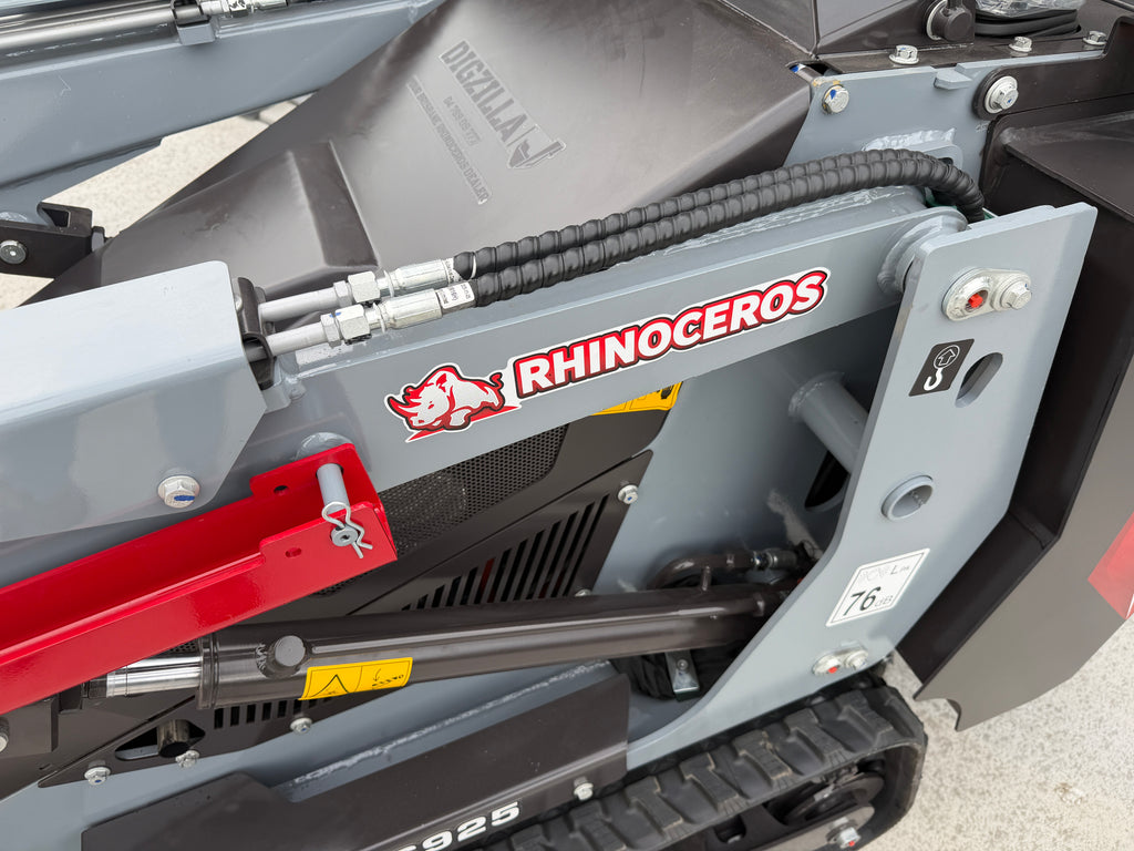 Rhinoceros KS925TK Track Loader