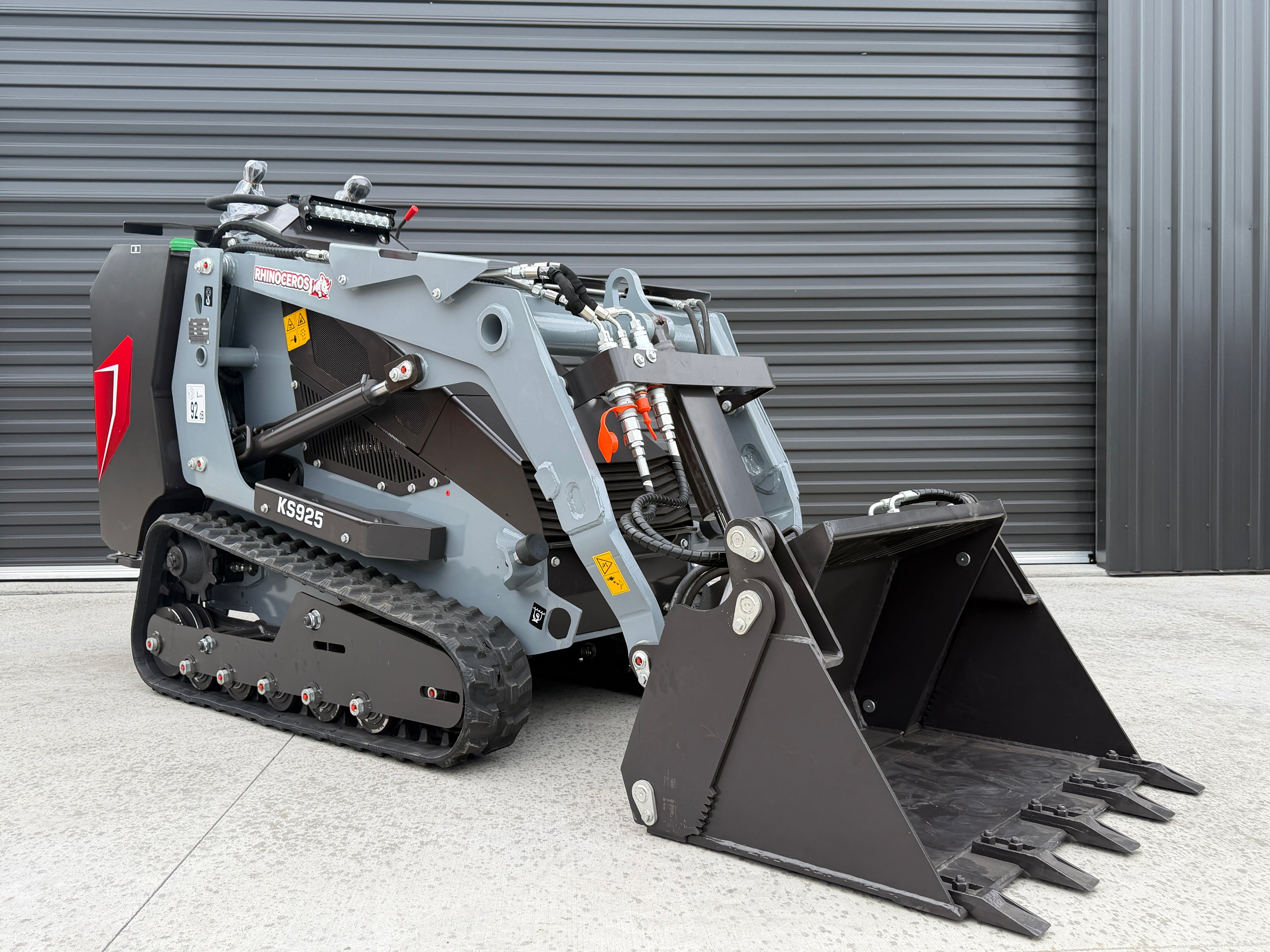 Rhinoceros KS925TK Track Loader