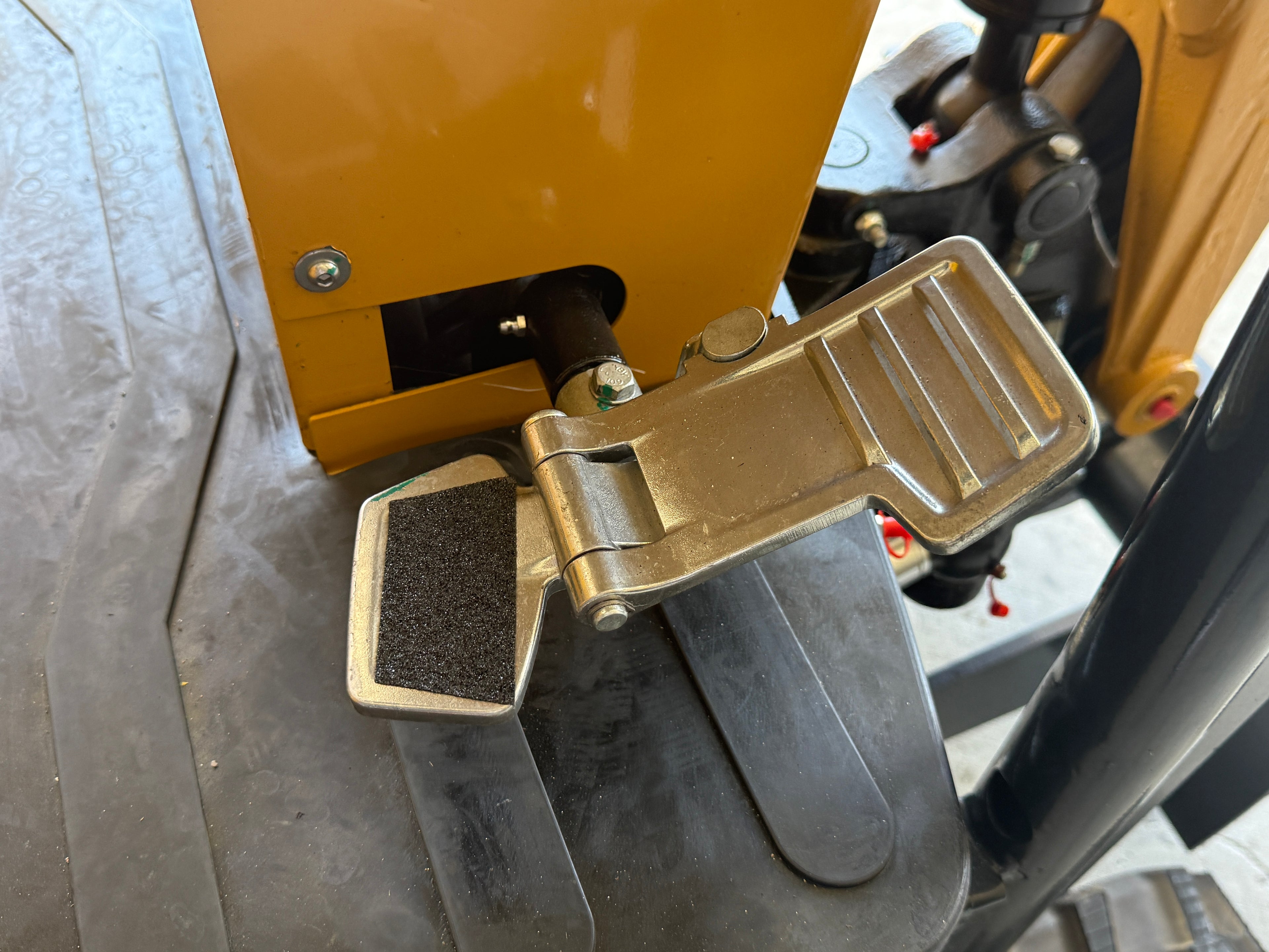Carter CT12 Pro Mini Excavator