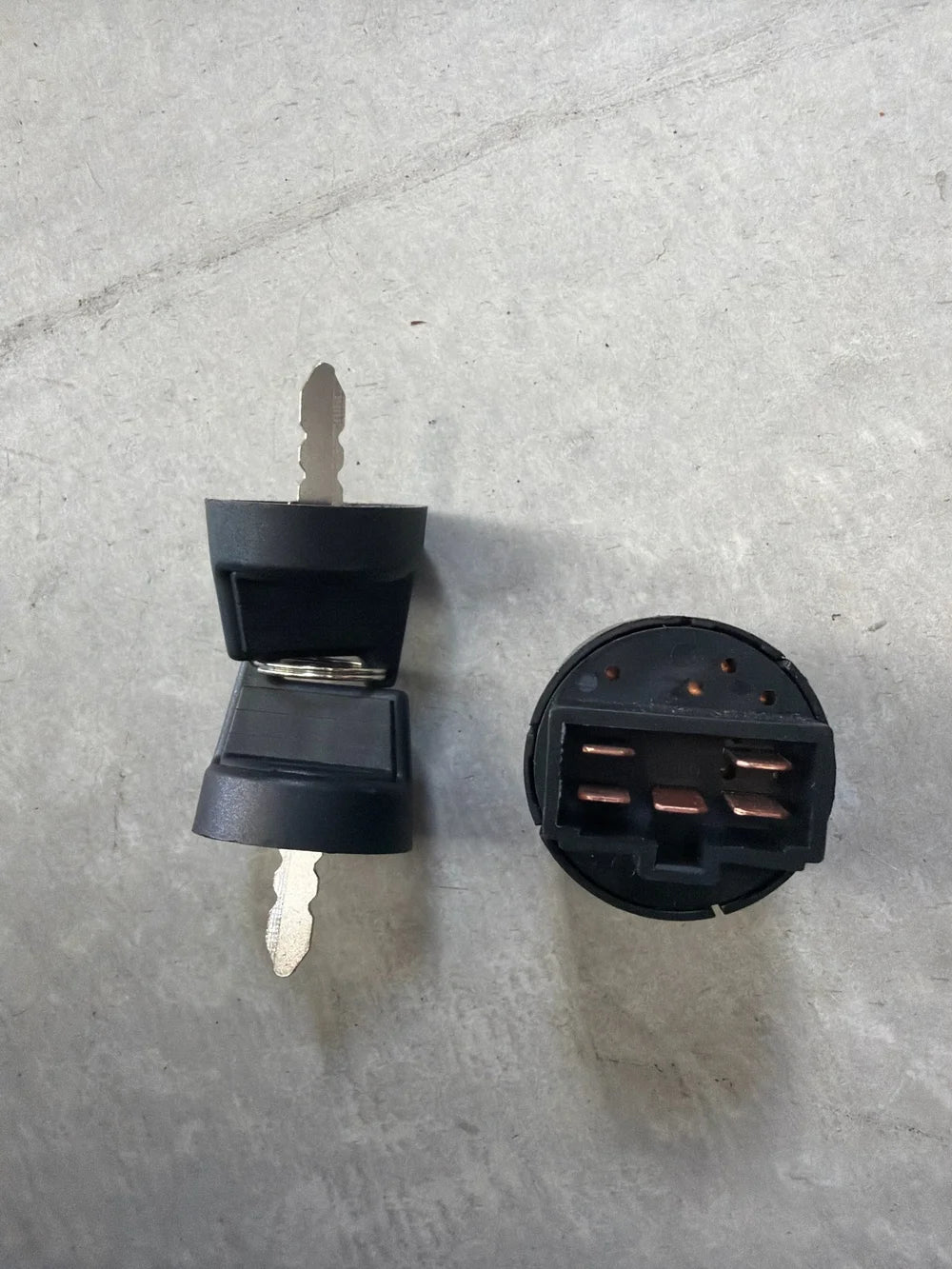 Koop 192 Engine Ignition Barrel C/W Keys