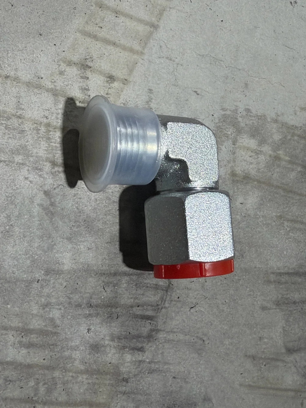 M18 Elbow Male/Female Connector