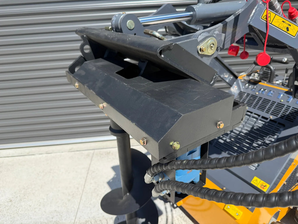 Mini Skid Attachment - Auger Drive