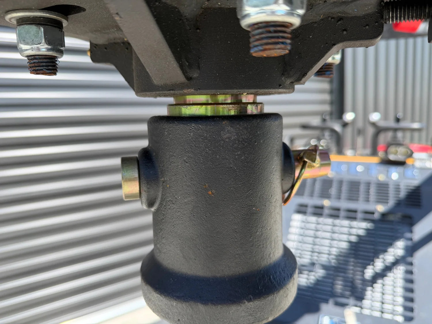 Mini Skid Attachment - Auger Drive