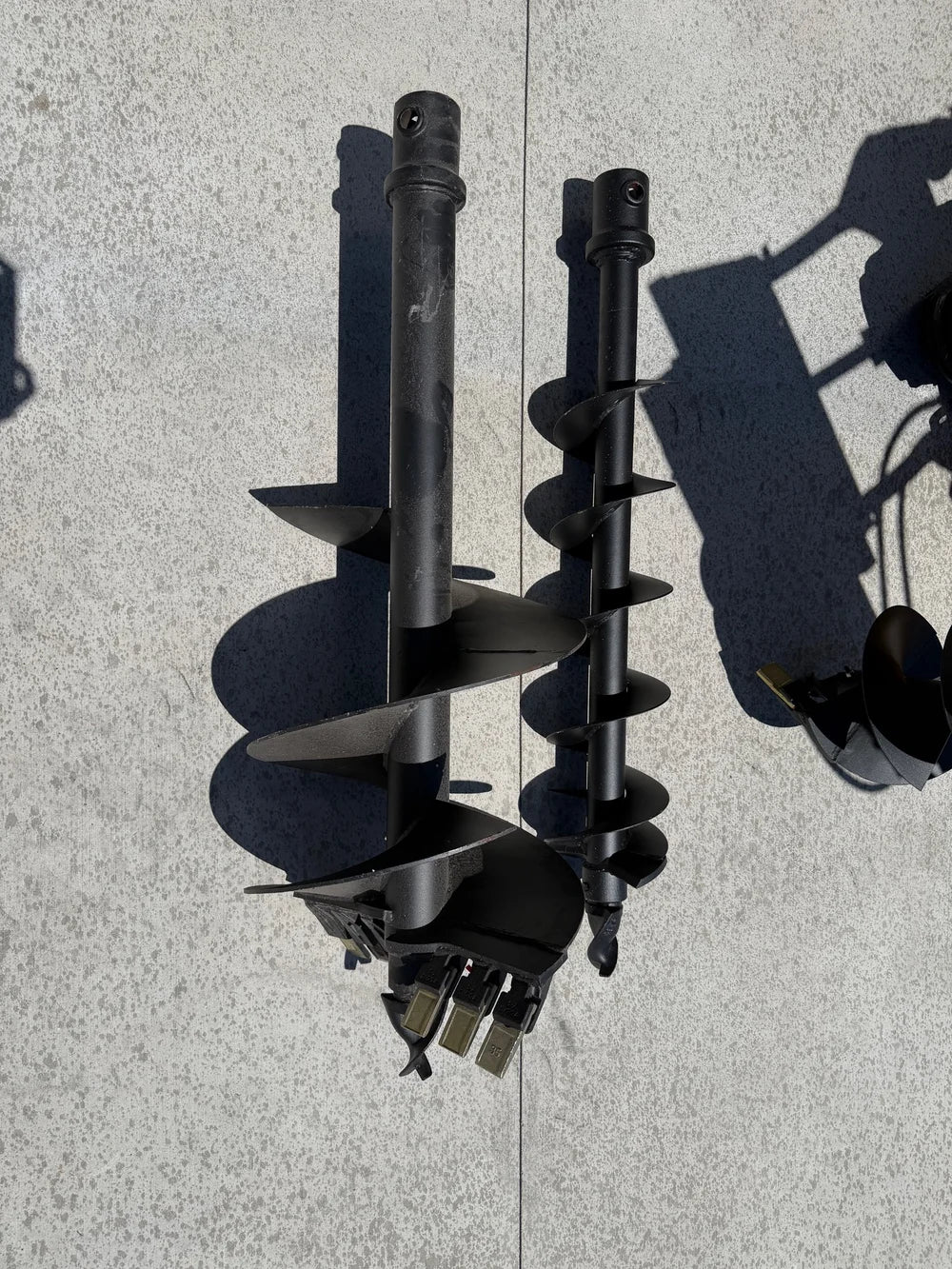 Mini Skid Attachment - Auger Drive