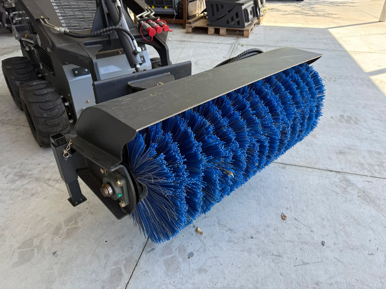 Mini Skid Attachment - Broom / Sweeper