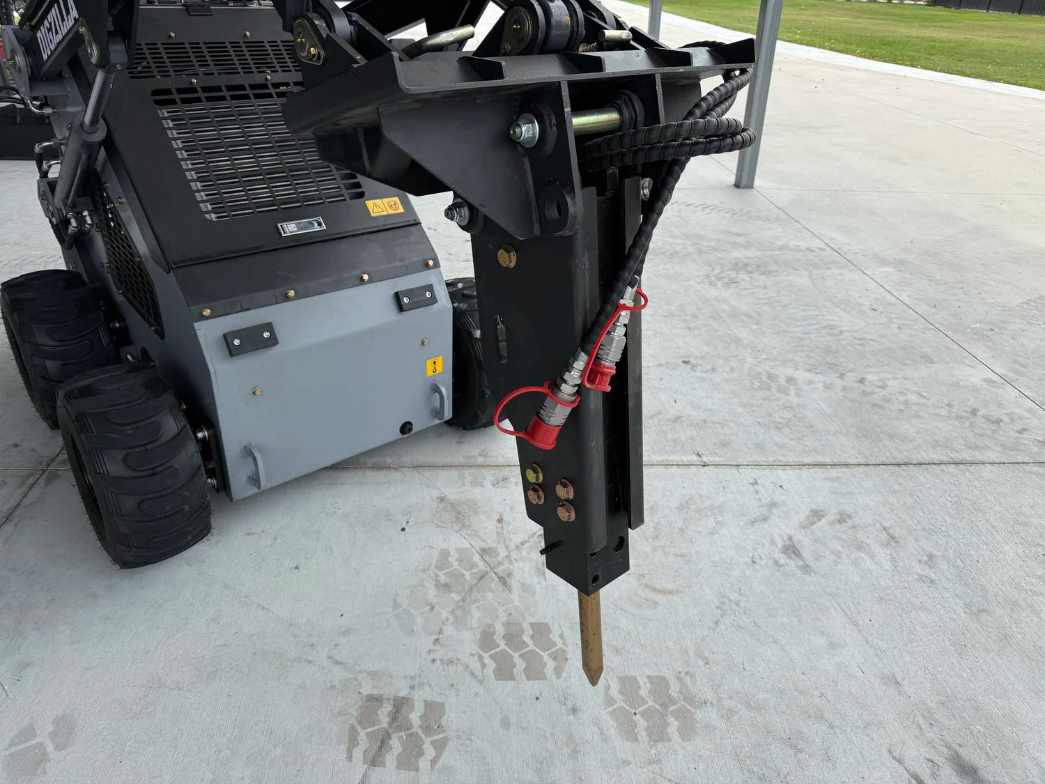 Mini Skid Attachment - Jack Hammer