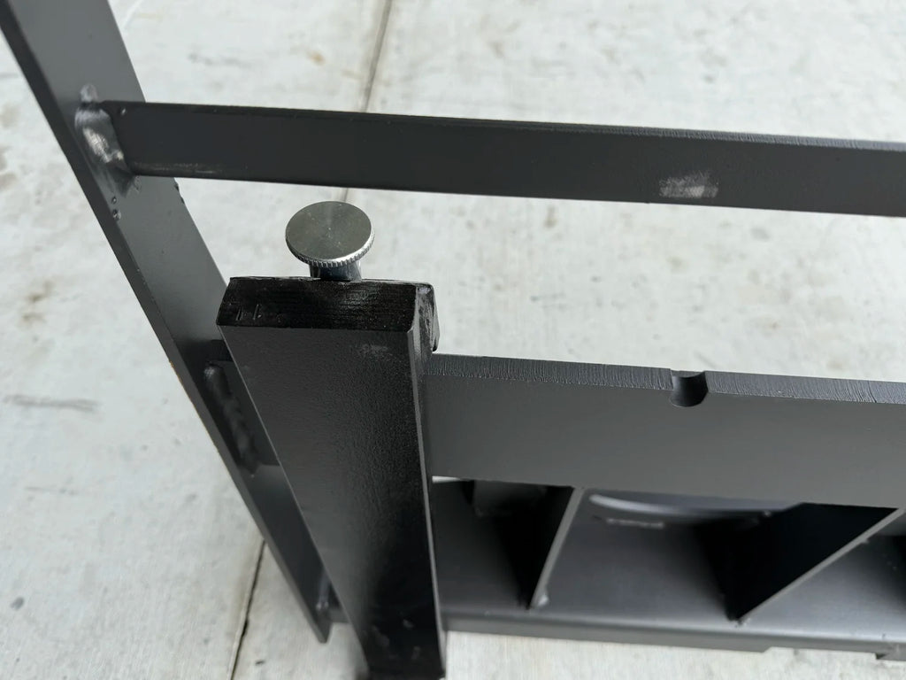 Mini Skid Attachment - Pallet Forks